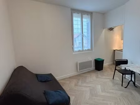 centre ville chauny studio meublé