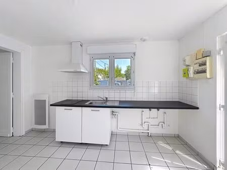 location appartement 2 pièces 27m² st medard en jalles 33160