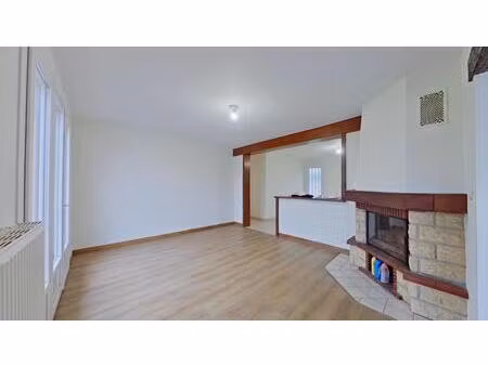 location maison 83m² lusignan 86600