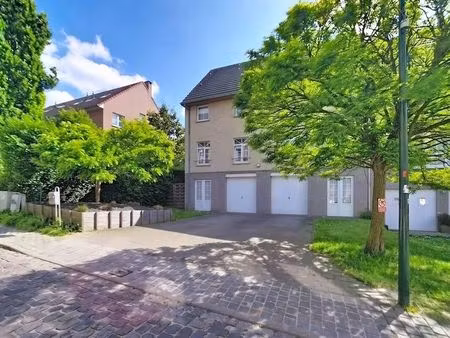 maison à louer à uccle € 2.300 (lovsr) - logeurop | zimmo
