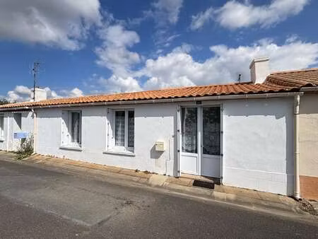 vente maison à saint-mathurin (85150) : à vendre / 77m² saint-mathurin