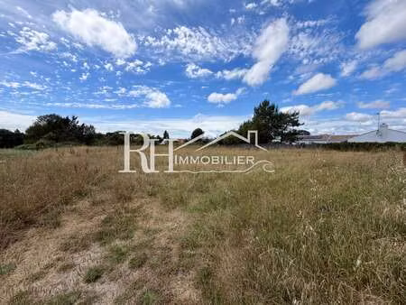 vente terrain à la chaize-giraud (85220) : à vendre / la chaize-giraud