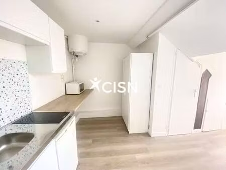 location appartement t1 à nantes centre ville (44000) : à louer t1 / 13m² nantes centre vi