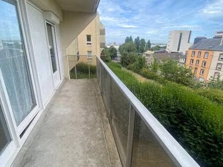 location appartement 2 pièces à cherbourg-en-cotentin (50100) : à louer 2 pièces / 40m² ch