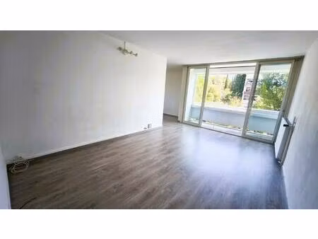 appartement t4 - 72 m² dans apt