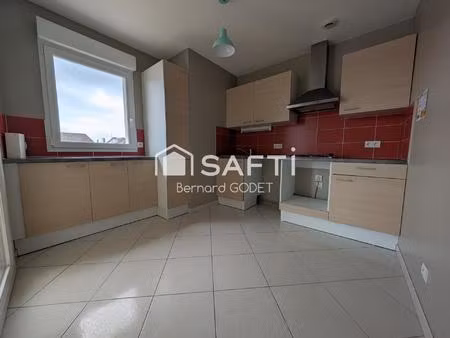 appartement avec ascenseur en plein cœur de ruffec – rare sur le secteur !