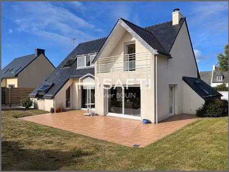 maison lumineuse toute proche de la plage