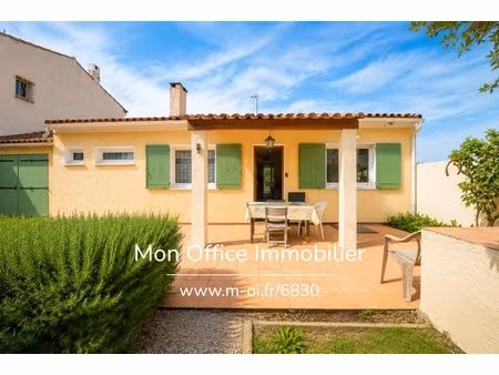 référence : 6830-mac - maison 3 chambres avec jardin et garage