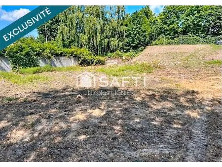 belle parcelle isolée de 1050 m2 - plein sud