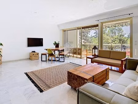 15 minutes à pied rue d'antibes - calme - terrasses 30 m2