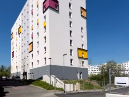 grand t2 bis meublé