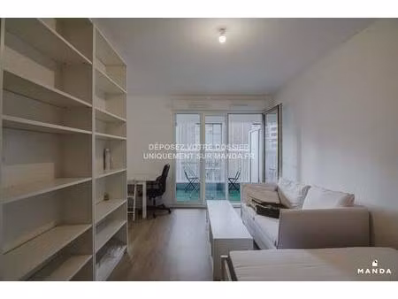 studio meublé - 32  rue des marjoberts  95000  cergy  france