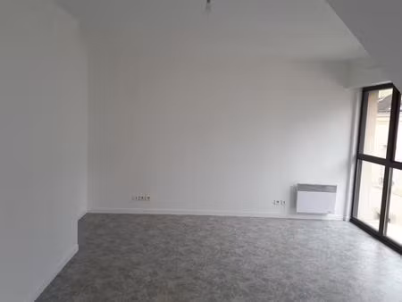 vannes - centre- ville- studio 25 m2