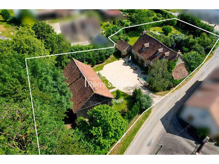 exclusivité rs : charmante maison en pierre avec dépendance - jardin arboré juvigny val d'
