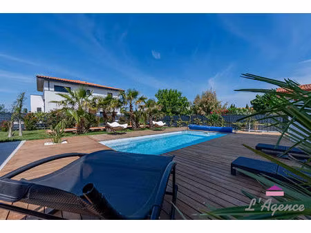 villa t4 + appart. t3 - sainte marie la mer