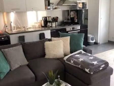 location appartement 2 pièces à noyal-châtillon-sur-seiche (35230) : à louer 2 pièces / 45