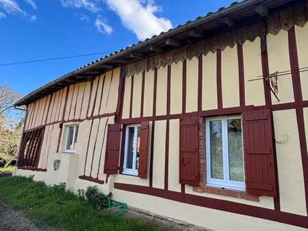 location appartement 3 pièces 61m² perquie 40190