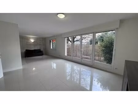 appartement de luxe de 3 pièces en vente à neuilly-sur-seine  france