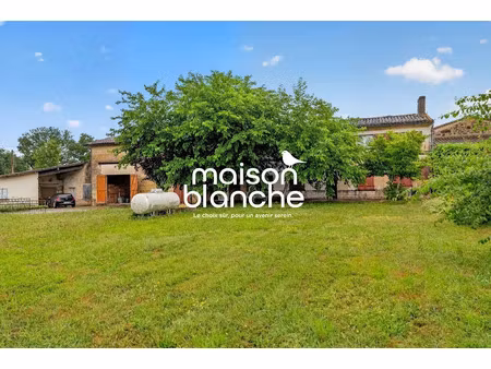 vente maison 6 pièces 176 m² à montagne (33570)  202 000 €