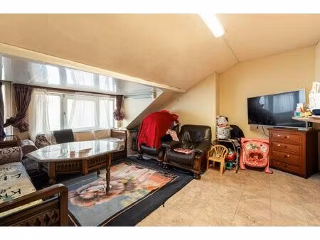 duplex à vendre avec terrasse et 2 chambres   forest (vbe30543)