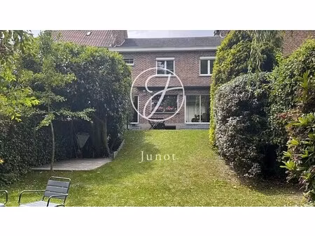 maison de luxe à vendre à marcq-en-baroeul : 680 000 € | 189m²