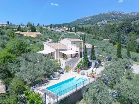 villa de luxe à vendre à buis-les-baronnies : 890 000 € | 295m²