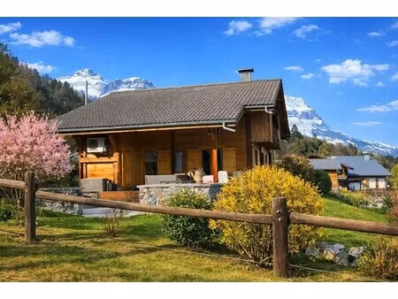 maison de luxe à vendre à combloux : 1 100 000 € | 187m²