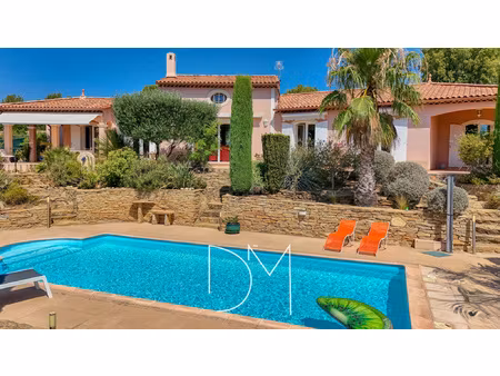 achat maison 5 pièces 132m² la cadiere d azur 83740
