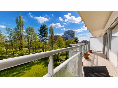 appartement à vendre à boulevard louis mettewie 85 molenbeek-saint-jean (vbe30447)