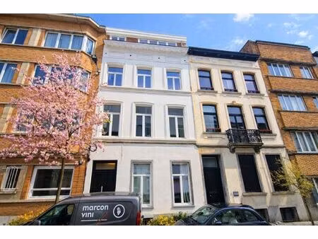 appartement à vendre à cans 4 ixelles (vbe30542)