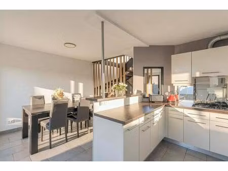 exclusivite - francheville (69) - maison 5 pièce(s) 111 m2