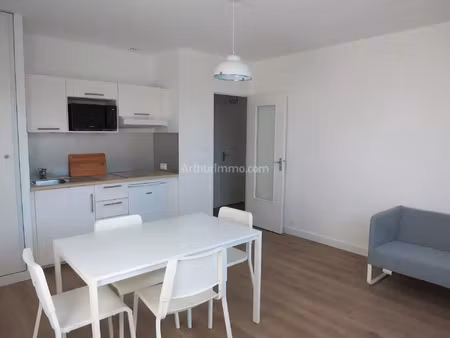 location appartement 2 pièces 34 m2 à melesse