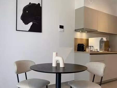 immeuble mixte à louer à rue de l'escaut molenbeek-saint-jean (vbe30652)