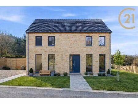 maison à vendre avec jardin et 3 chambres   namur (vbe30602)
