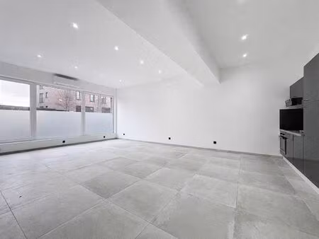 appartement à louer   mouscron (vbe30668)