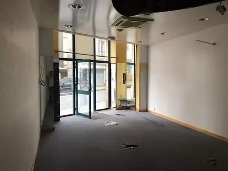 location commerce morlaix 29600 231m²