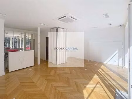 location commerce paris 75016 55m²