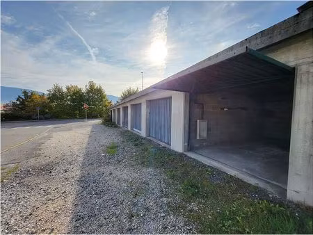 garage exterieur