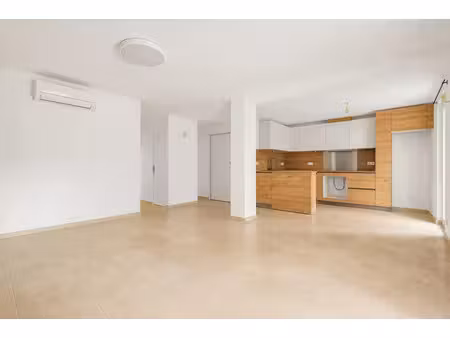 vente appartement 3 pièces 64 m² eyguières (13430)