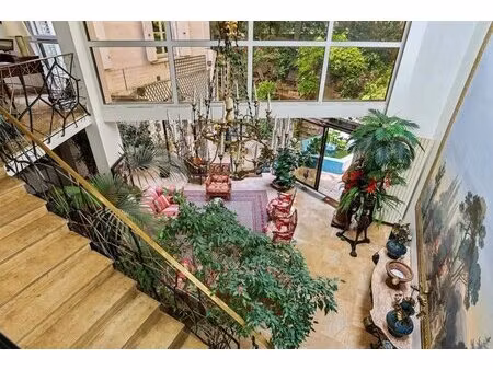 auteuil - un esprit maison rare aux volumes magistraux  entièrement ouvert sur son jardin