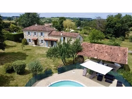 douceur de vivre en gascogne – maison en pierre avec piscine