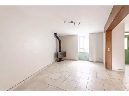 vente maison 4 pièces 112 m² villeneuve-le-comte (77174)