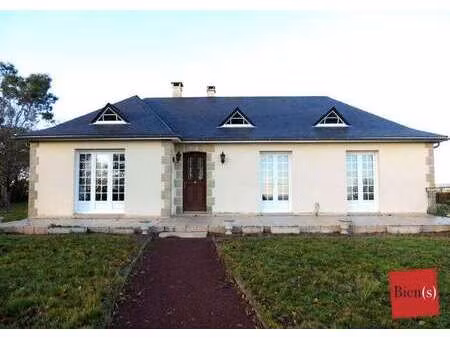 vente maison à villaines-la-juhel (53700) : à vendre / 102m² villaines-la-juhel