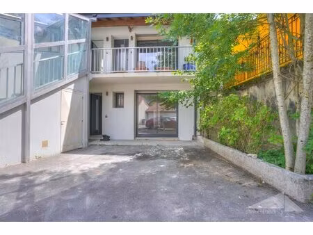 appartement duplex rénové - 3 pieces - 69 m²