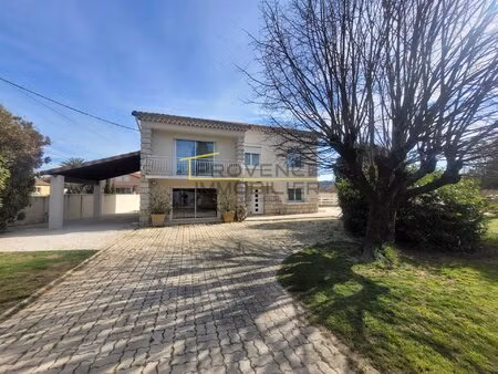 montélimar - maison avec 4 chambres située à 5 minutes à pied du centre-ville.