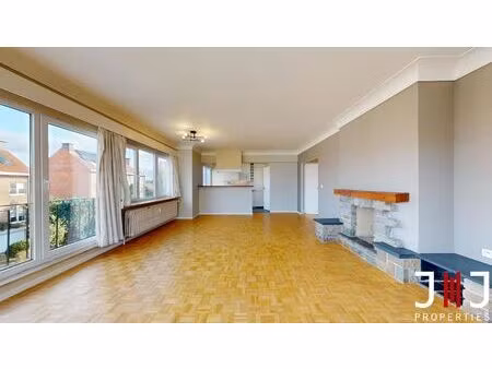 appartement à louer à avenue des cinq bonniers 32 woluwe-saint-pierre (vbe30745)