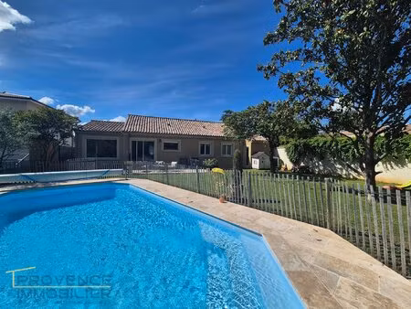 exclusivite - maison de plain-pied - 4 chambres - garage et piscine à vendre à montélimar