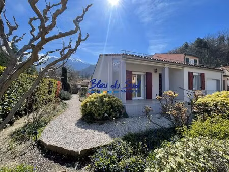 magnifique maison de plain pied avec jardin et garage