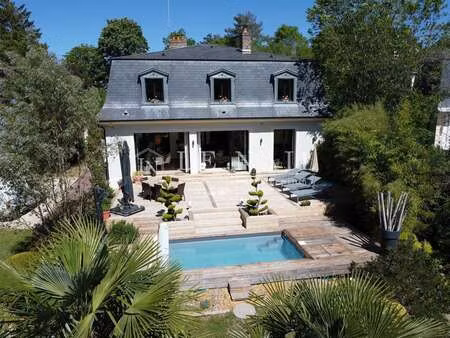 vente maison piscine à melun (77000) : à vendre piscine / 210m² melun
