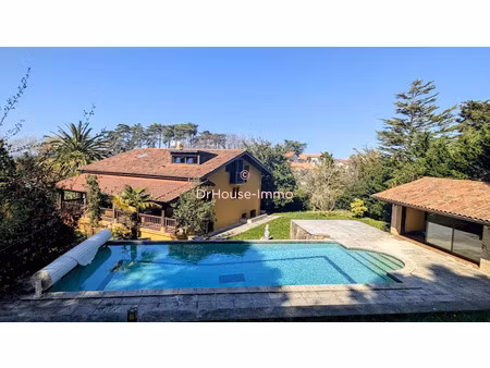 vente maison 8 pièces 281.29 m² à hendaye (64700)  1 650 000 €